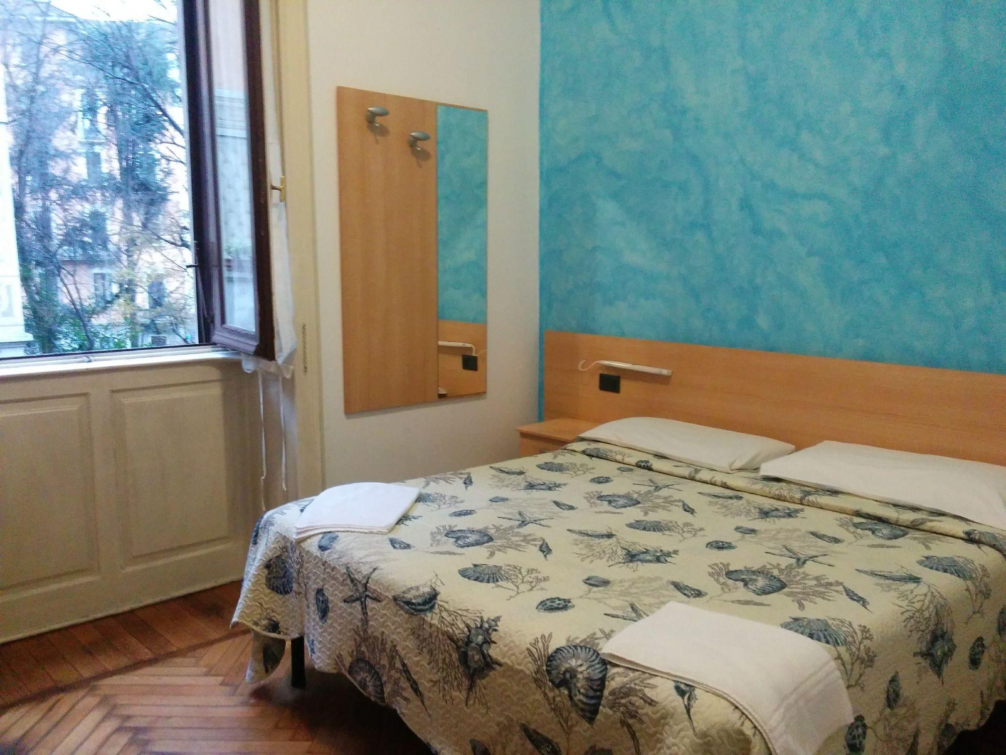 Adam'S House Hostel Milan Exterior photo